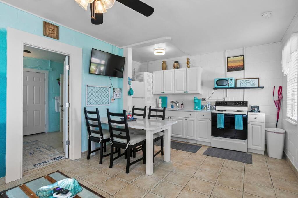 Mermaids Grotto Waterfront 1Br Apt With Bay View Tampa Exterior foto
